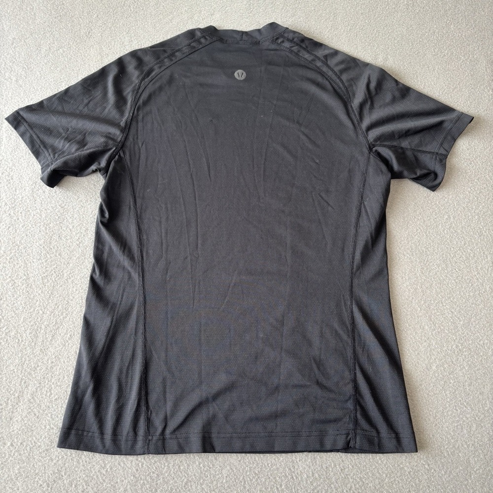 Lululemon Shirt Mens S Black Short Sleeve Athletic Running Training Top Workout - Picture 7 of 8